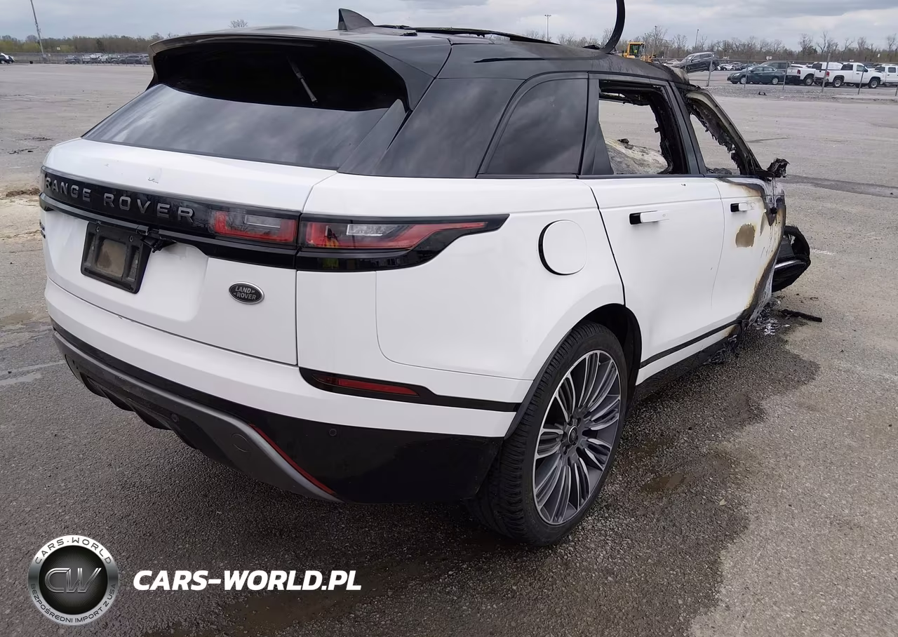 2020 Land Rover Range Rover Velar P250 R-Dynamic S VIN:SALYK2EX6LA266824 - 4