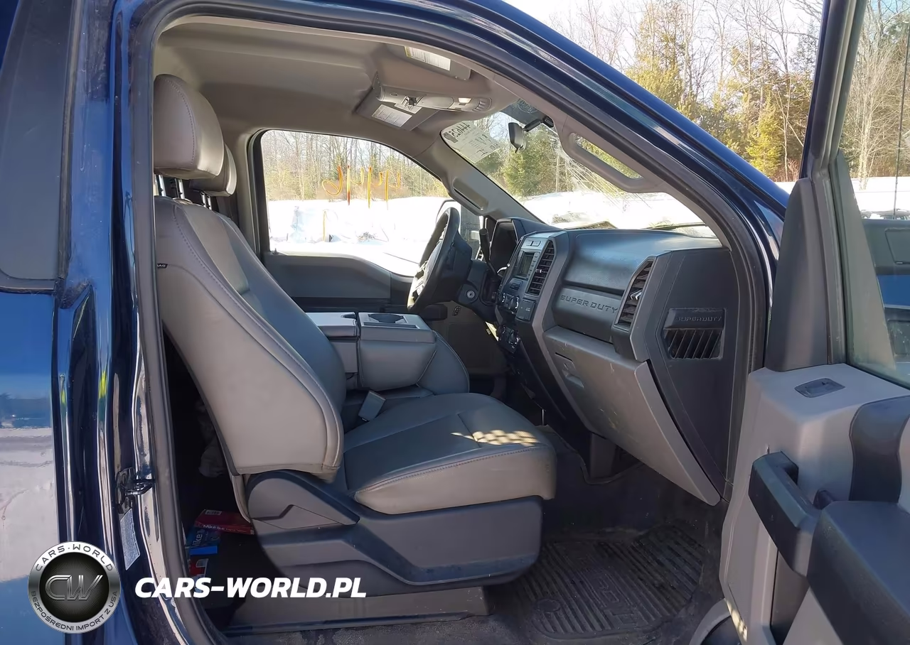 2019 Ford F-350 Chassis Xl VIN:1FDRF3H68KEG79291 - 7