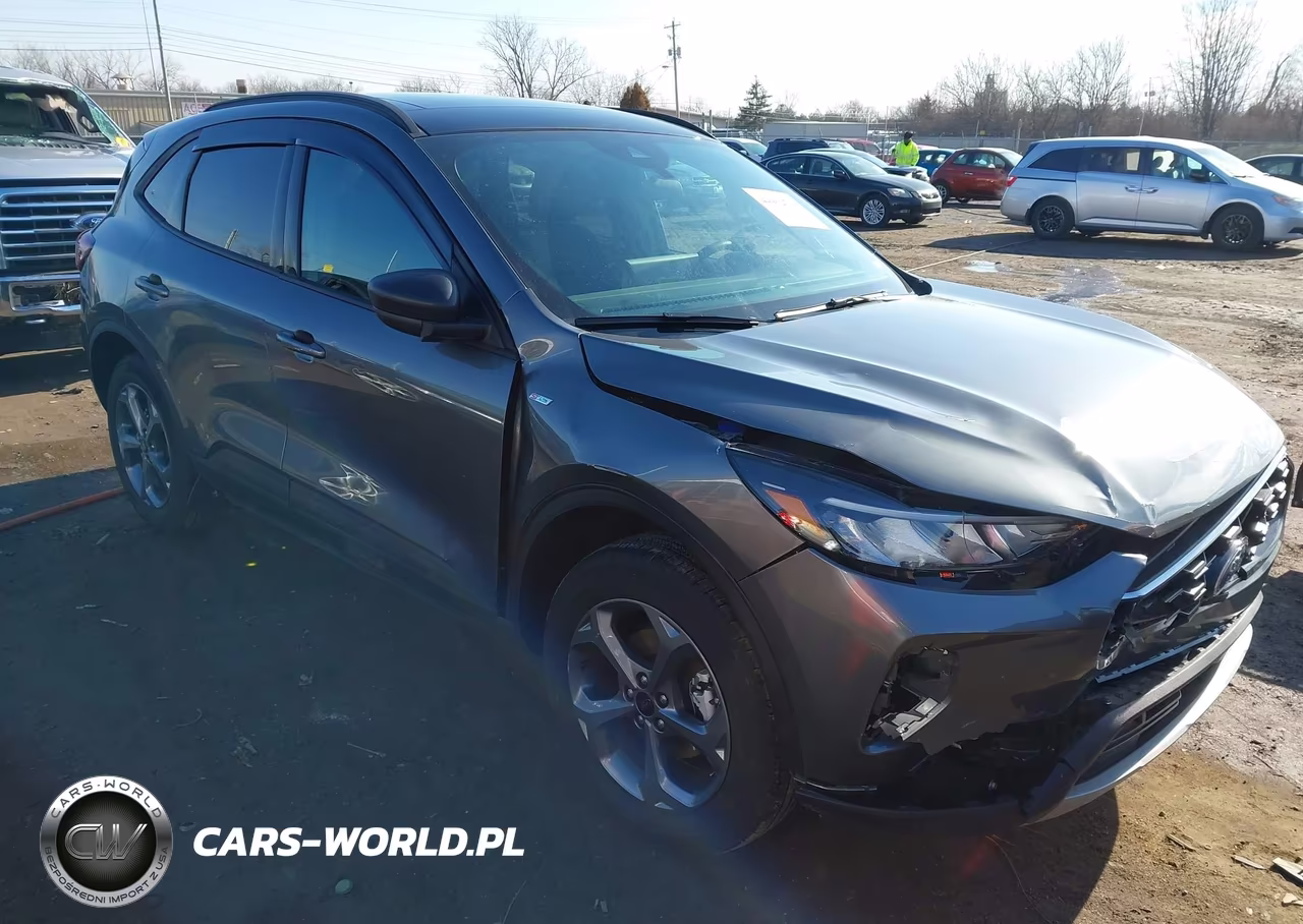 2025 Ford Escape St-Line