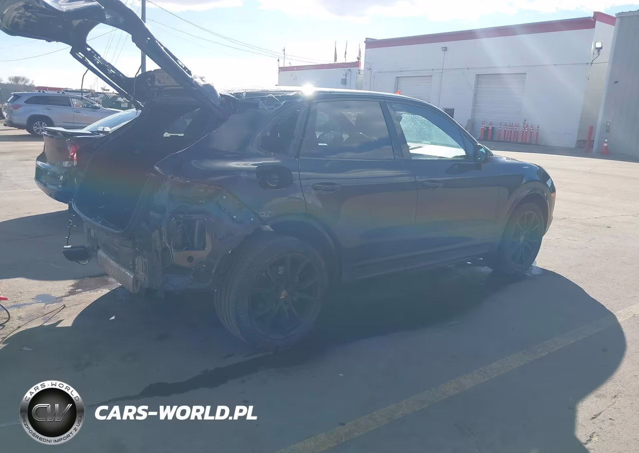 2020 Porsche Cayenne S VIN:WP1AB2AY4LDA27115 - 4