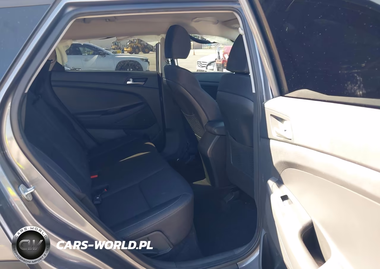 2021 Hyundai Tucson Value VIN:KM8J33A47MU322384 - 8