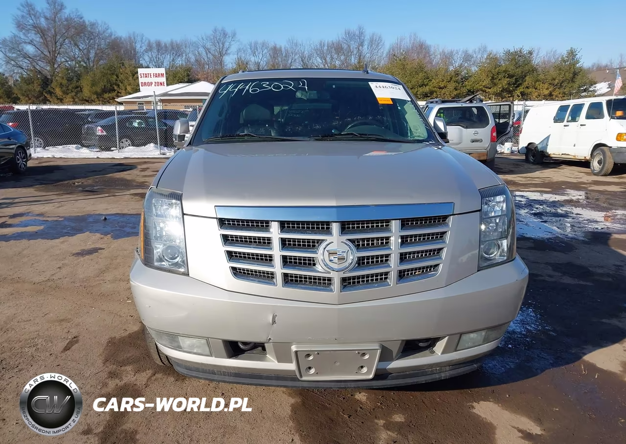 2008 Cadillac Escalade Standard VIN:1GYFK63848R263201 - 13