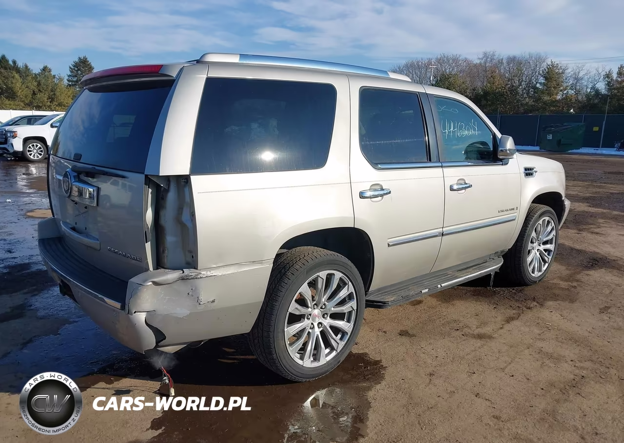 2008 Cadillac Escalade Standard VIN:1GYFK63848R263201 - 4