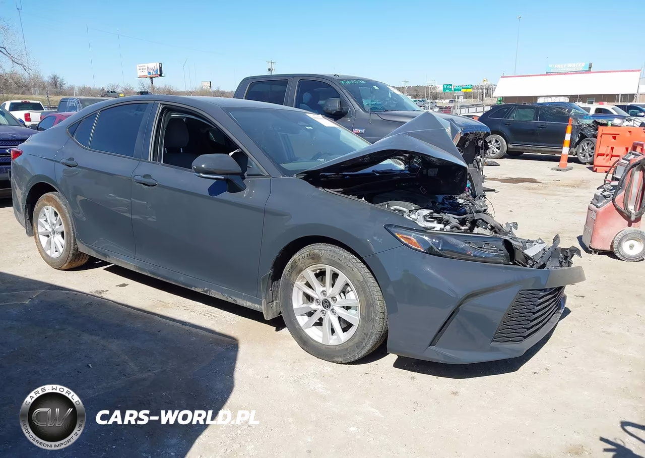 2025 Toyota Camry Le