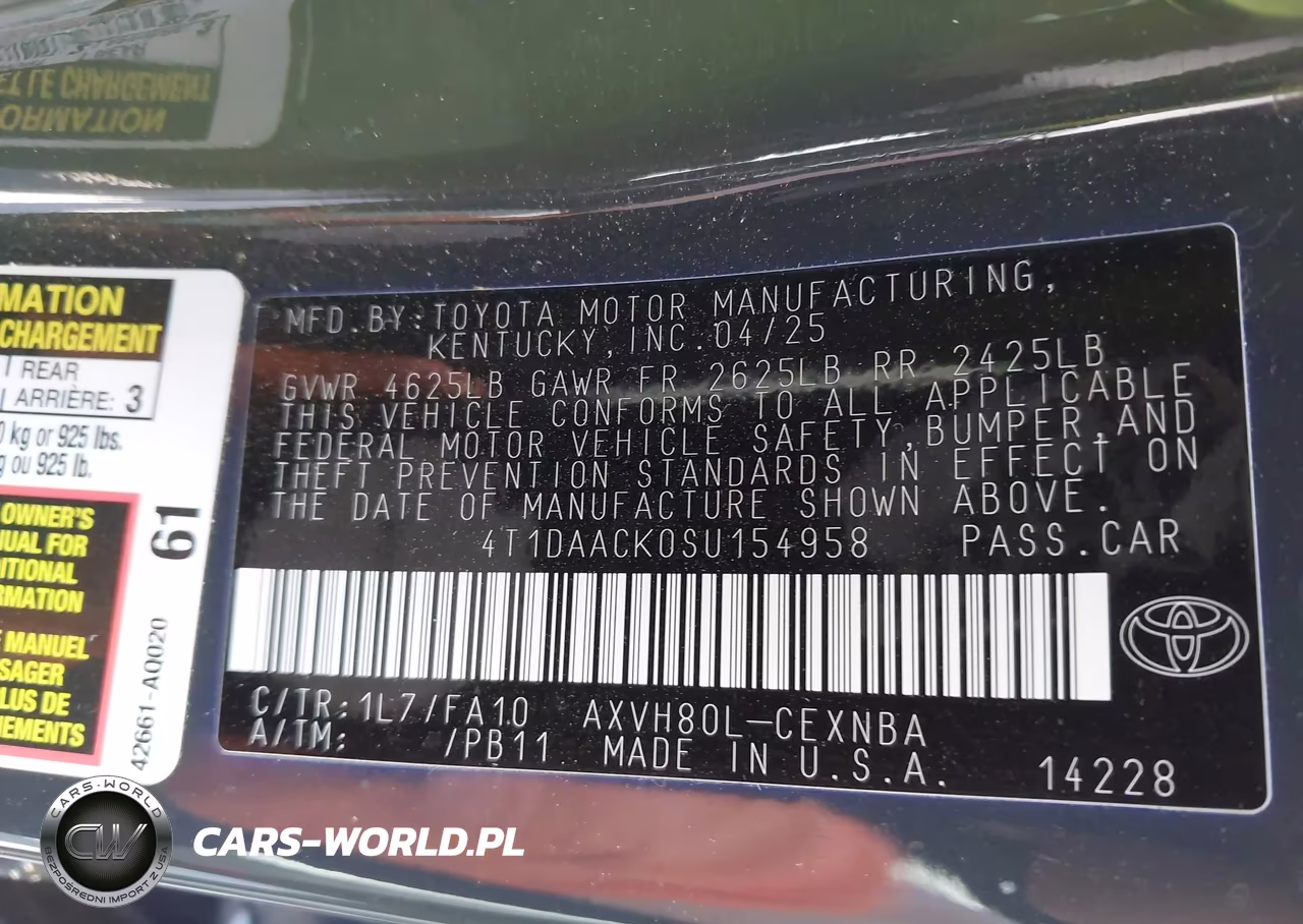2025 Toyota Camry Le VIN:4T1DAACK0SU154958 - 9