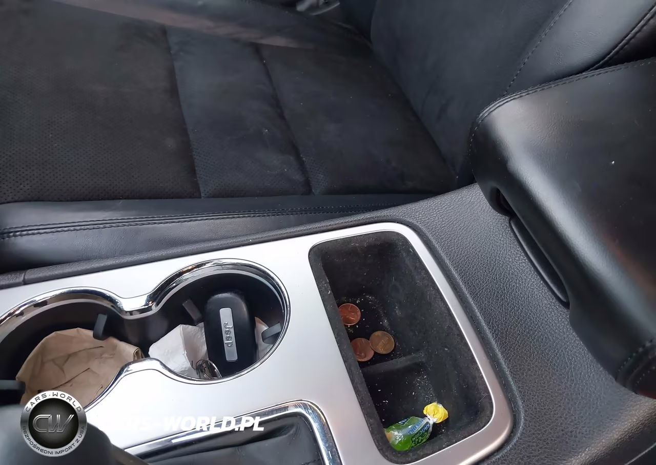 2019 Jeep Grand Cherokee Altitude 4X4 VIN:1C4RJFAG2KC710134 - 11