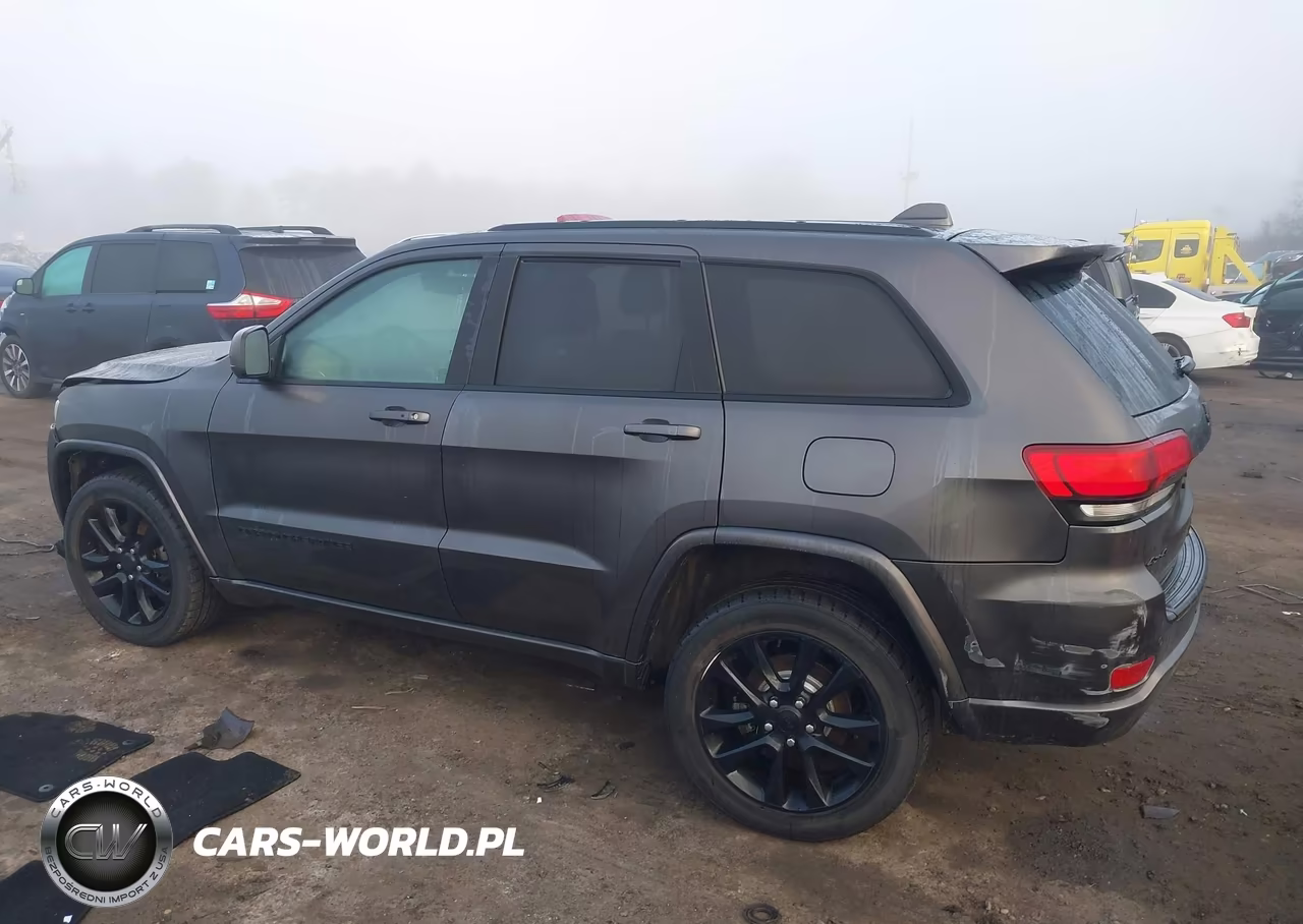2019 Jeep Grand Cherokee Altitude 4X4 VIN:1C4RJFAG2KC710134 - 14