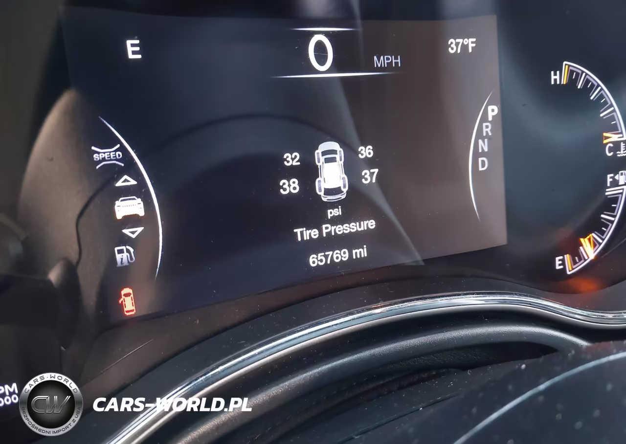 2019 Jeep Grand Cherokee Altitude 4X4 VIN:1C4RJFAG2KC710134 - 7