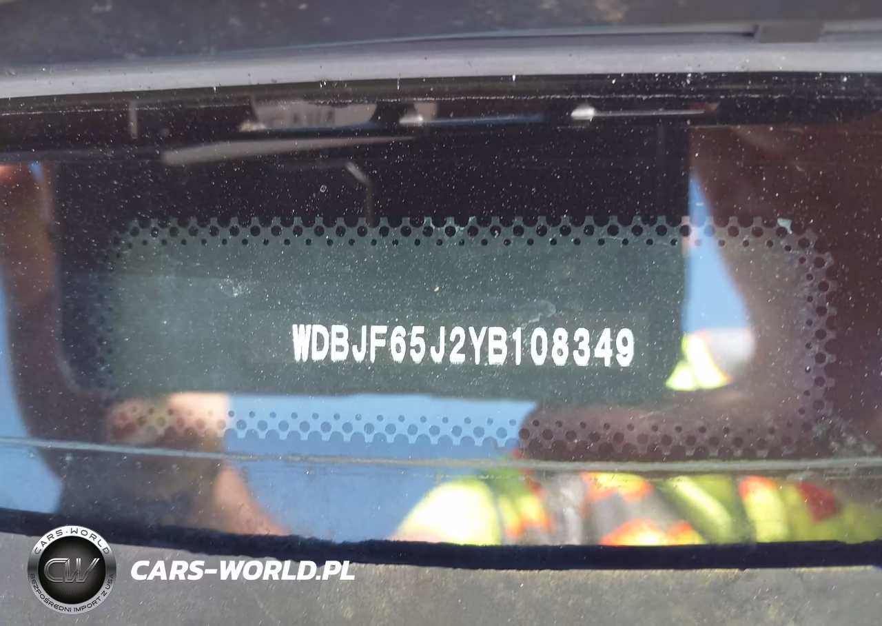 2000 Mercedes-Benz E 320 VIN:WDBJF65J2YB108349 - 18