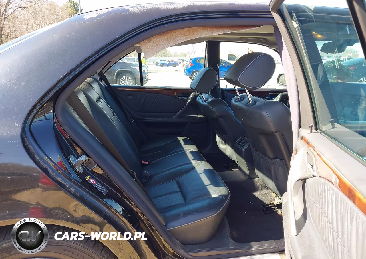 2000 Mercedes-Benz E 320 VIN:WDBJF65J2YB108349 - 8