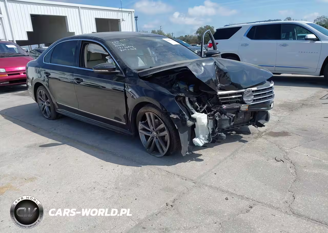 2017 Volkswagen Passat 1.8T R-Line