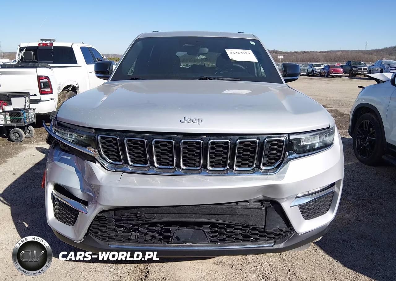 2024 Jeep Grand Cherokee Limited 4X2 VIN:1C4RJGBG4RC142242 - 13