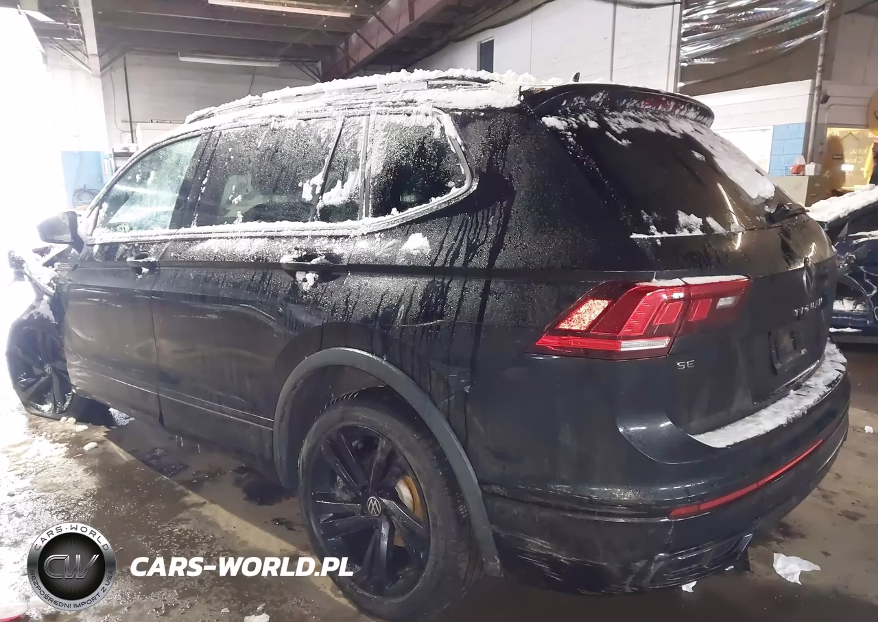 2024 Volkswagen Tiguan 2.0T Se R-Line Black VIN:3VV8B7AX7RM032571 - 3