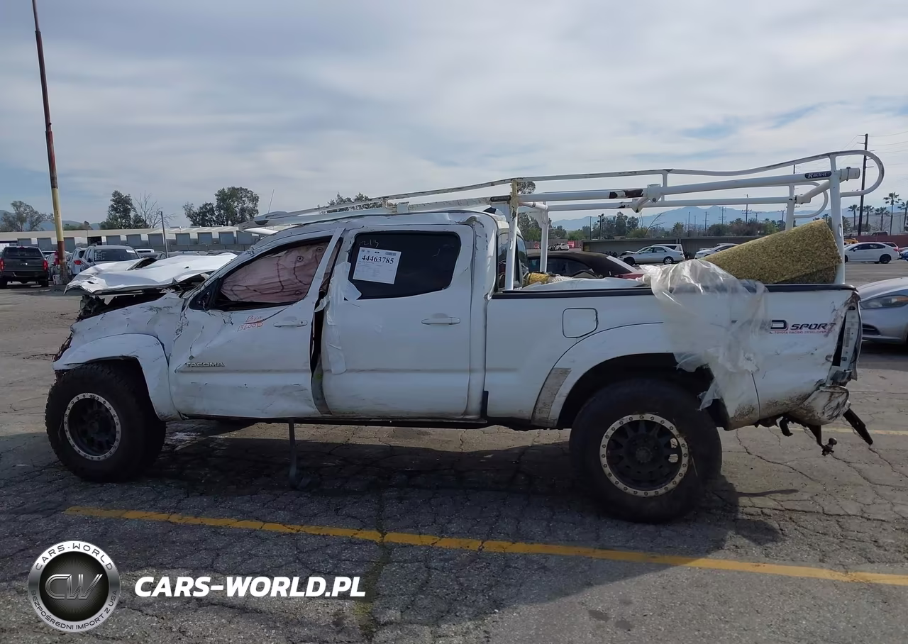 2014 Toyota Tacoma Prerunner V6 VIN:3TMKU4HN9EM041820 - 13
