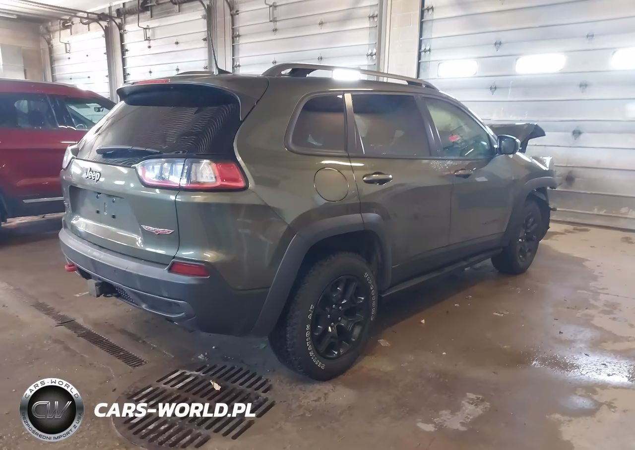 2021 Jeep Cherokee Trailhawk 4X4 VIN:1C4PJMBXXMD113806 - 4
