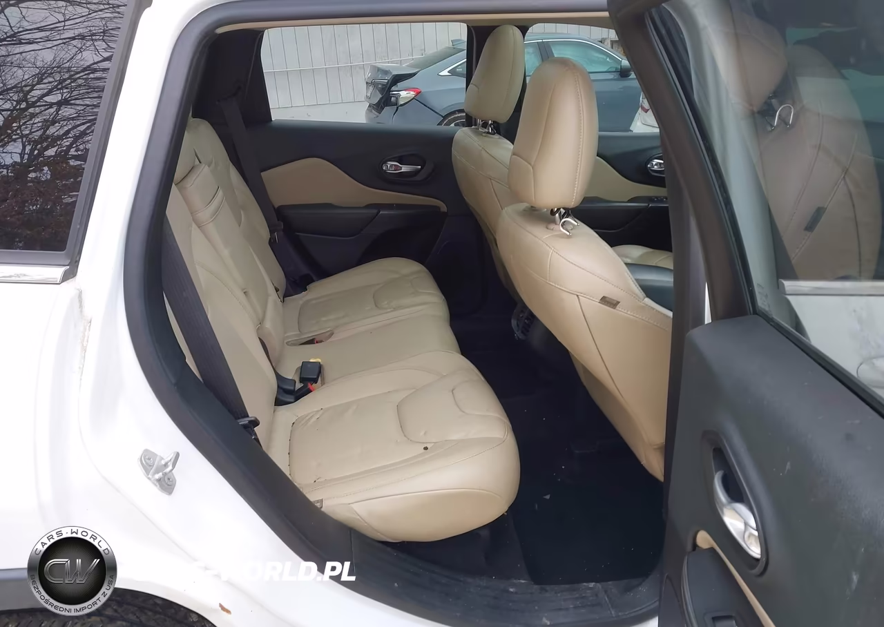 2015 Jeep Cherokee Limited VIN:1C4PJLDB8FW643064 - 8