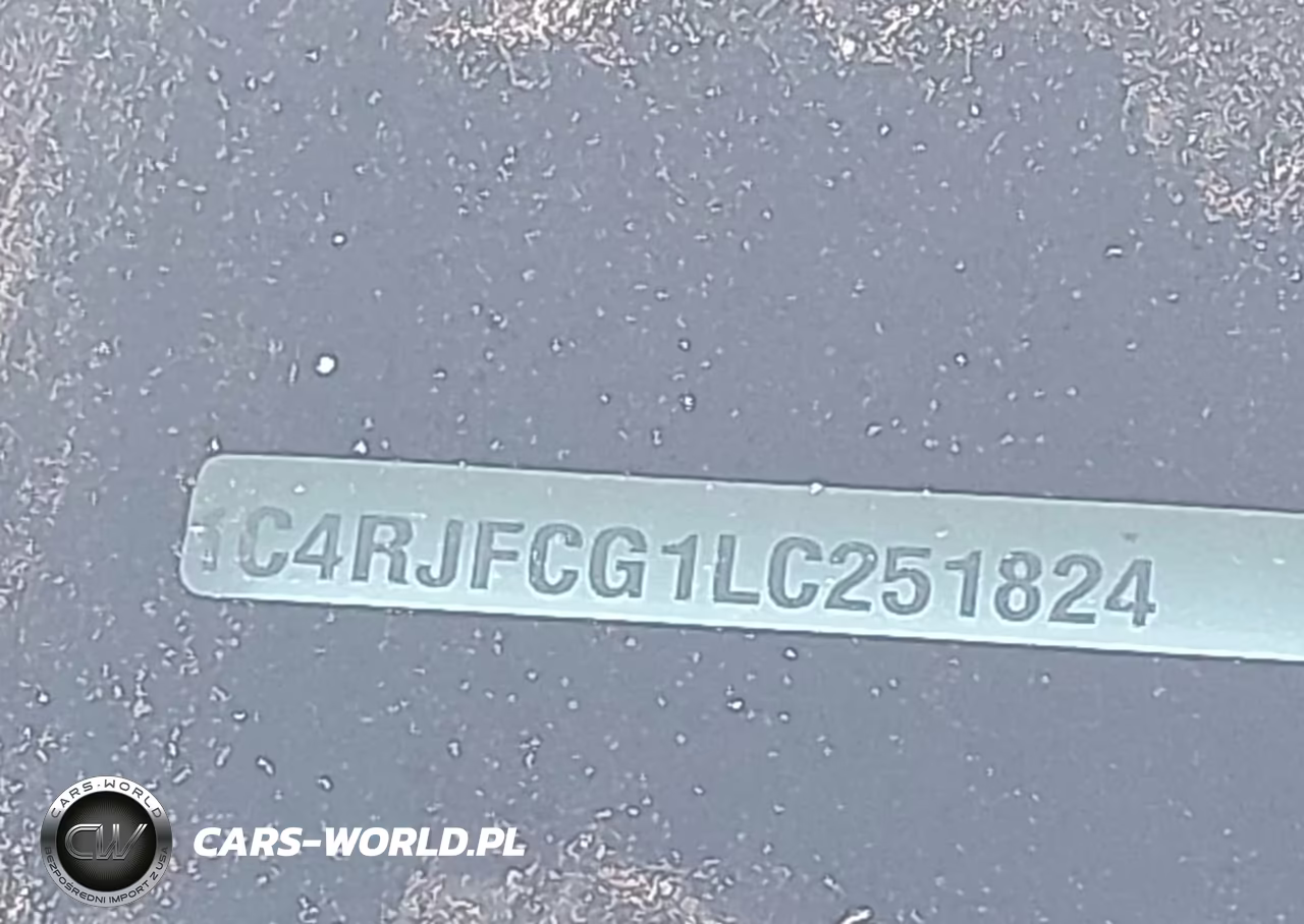 2020 Jeep Grand Cherokee High Altitude 4X4 VIN:1C4RJFCG1LC251824 - 18
