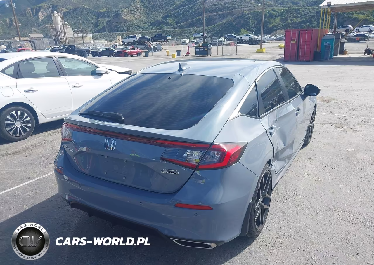 2023 Honda Civic Sport Touring VIN:19XFL1H81PE007185 - 4