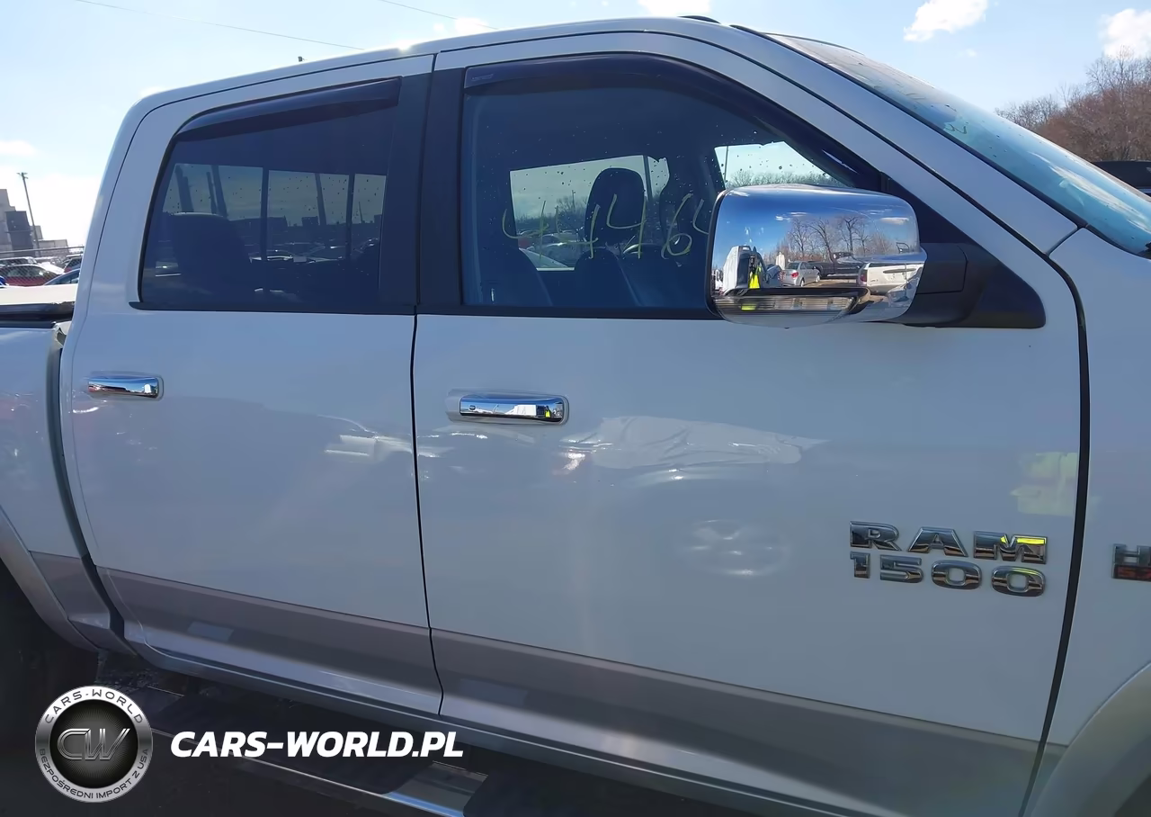 2013 Ram 1500 Laramie VIN:1C6RR6NT4DS581359 - 13