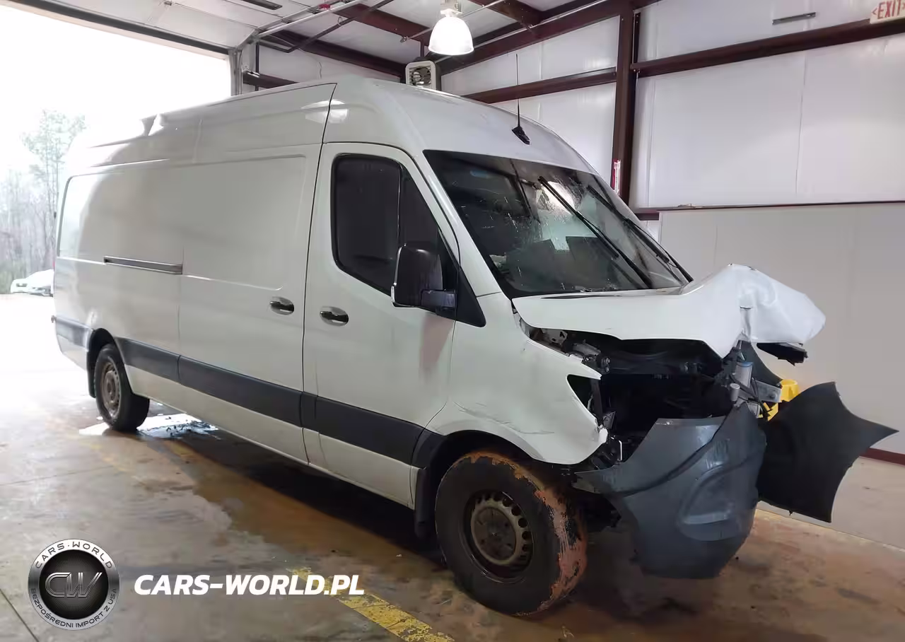 2022 Mercedes-Benz Sprinter 2500 High Roof I4