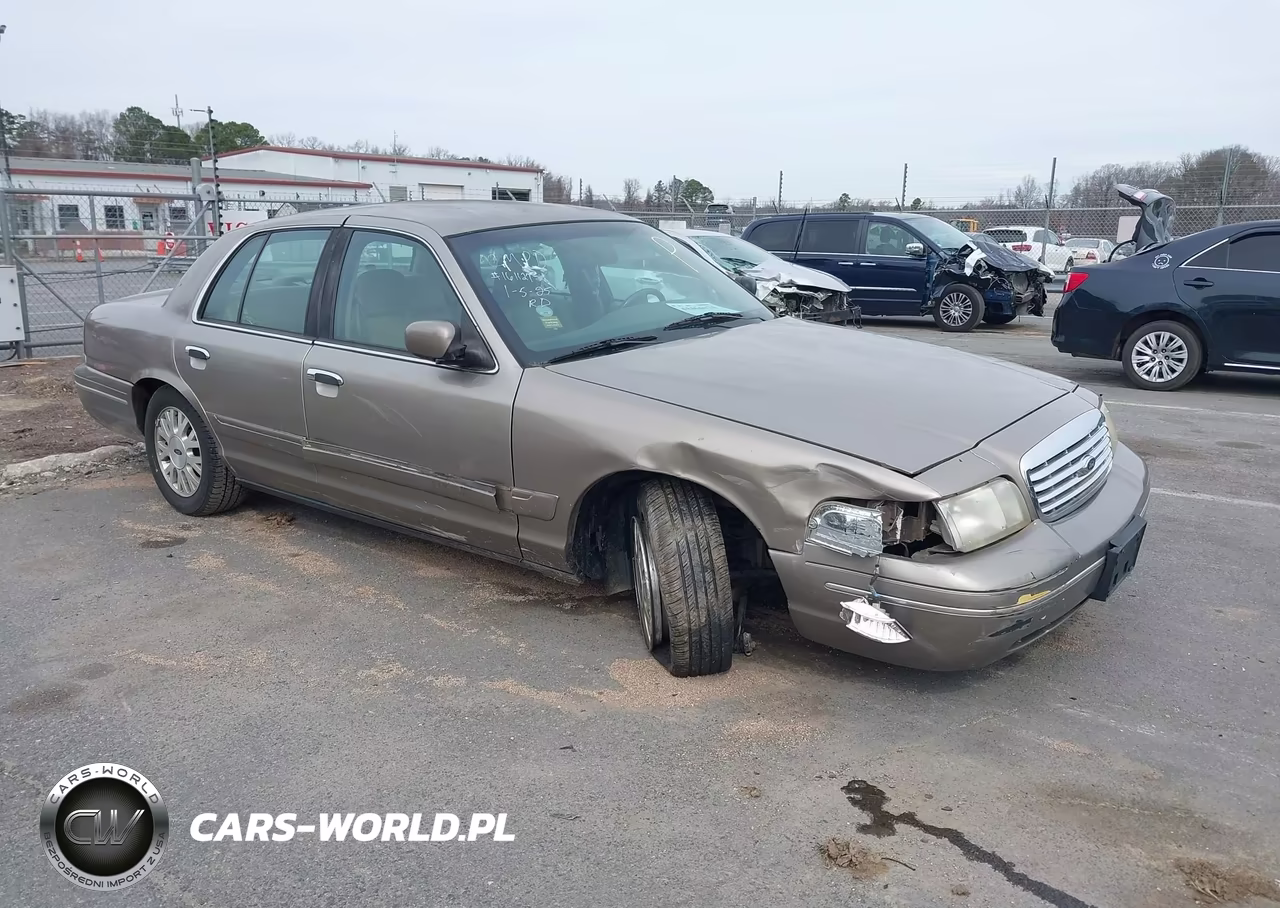 2003 Ford Crown Victoria Lx