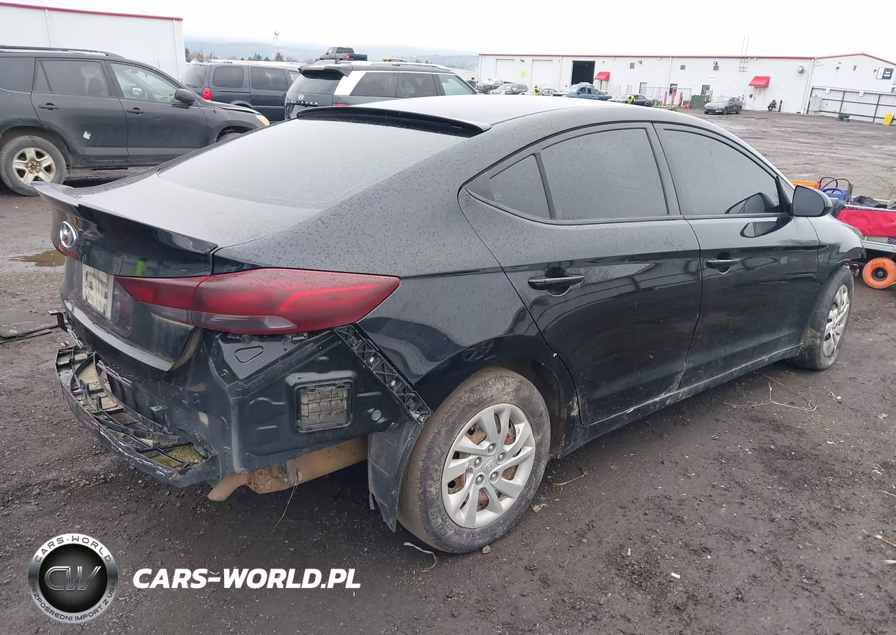 2018 Hyundai Elantra Se VIN:5NPD74LF8JH272563 - 4