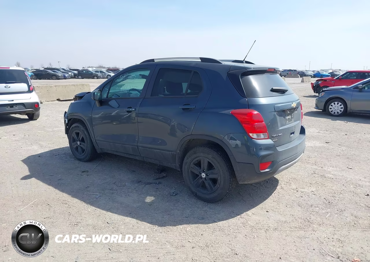 2021 Chevrolet Trax Awd Lt VIN:KL7CJPSBXMB342452 - 3