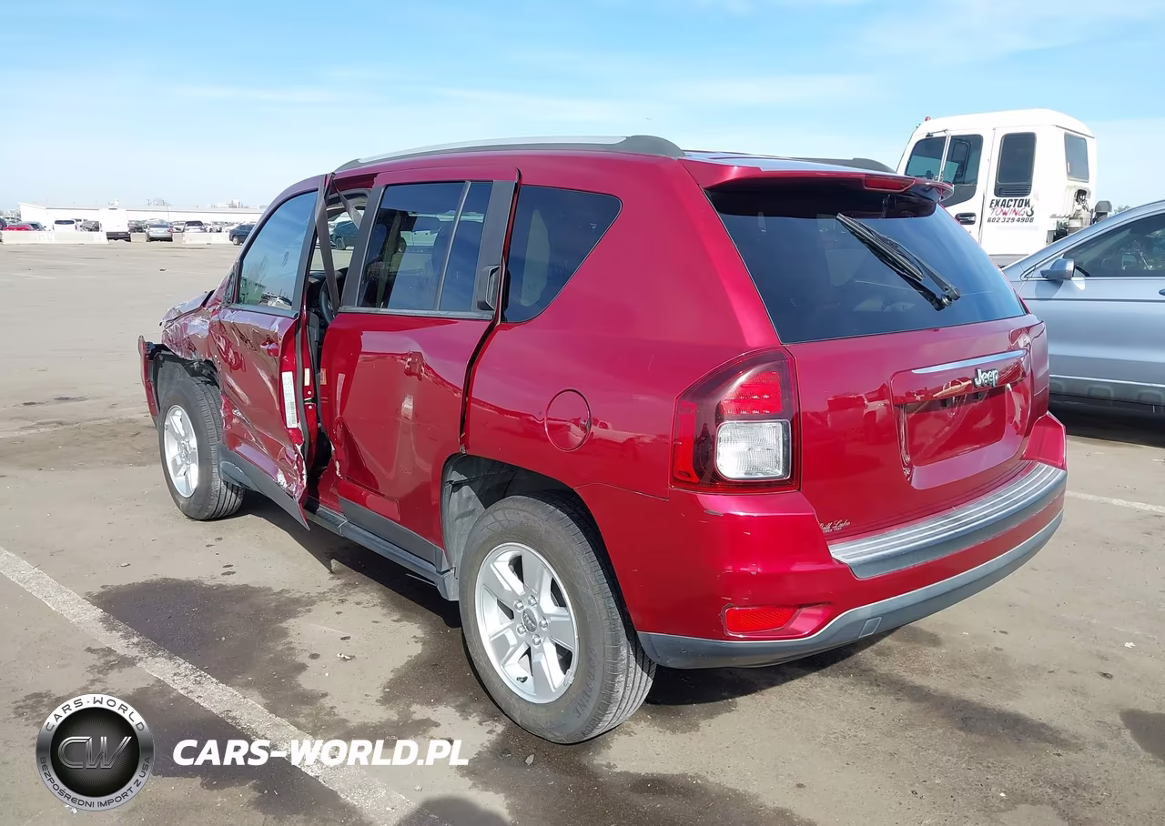 2015 Jeep Compass Sport VIN:1C4NJCBA7FD418468 - 3