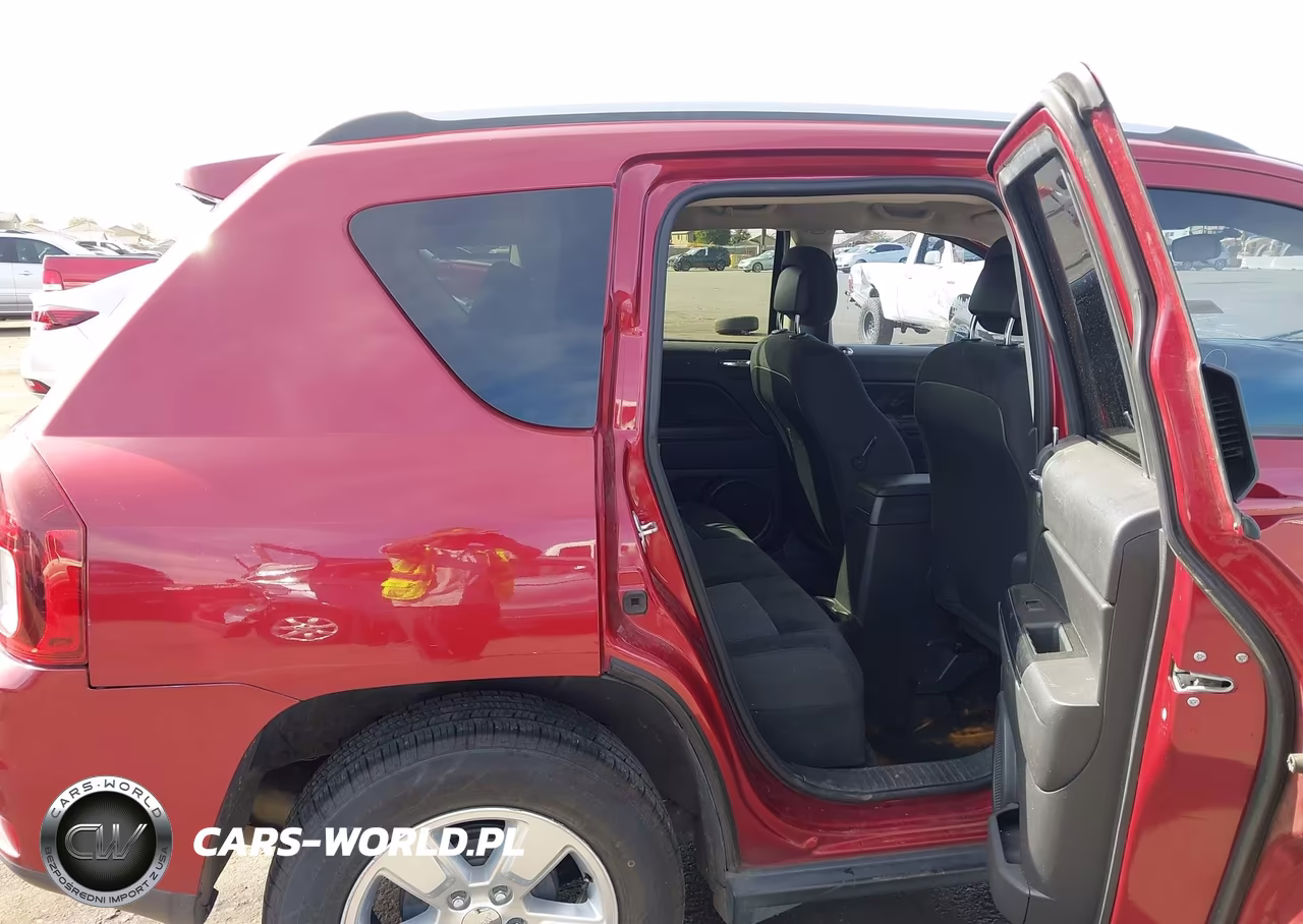 2015 Jeep Compass Sport VIN:1C4NJCBA7FD418468 - 8