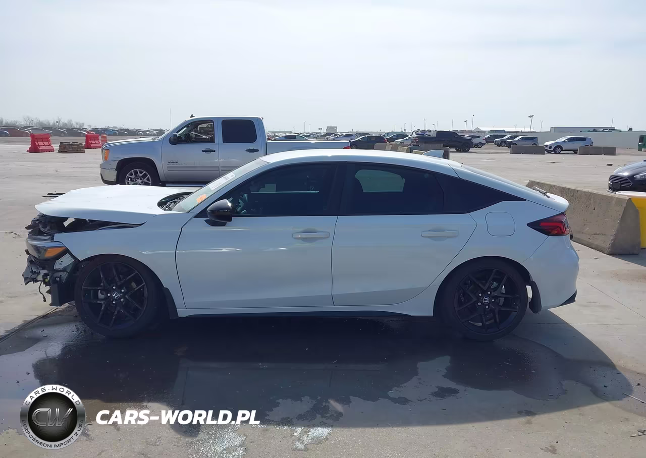 2024 Honda Civic Sport VIN:19XFL2H83RE002675 - 14