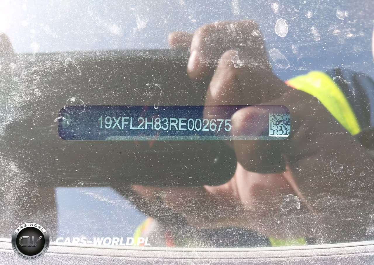 2024 Honda Civic Sport VIN:19XFL2H83RE002675 - 17