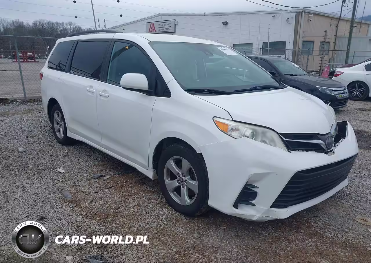 2020 Toyota Sienna Le