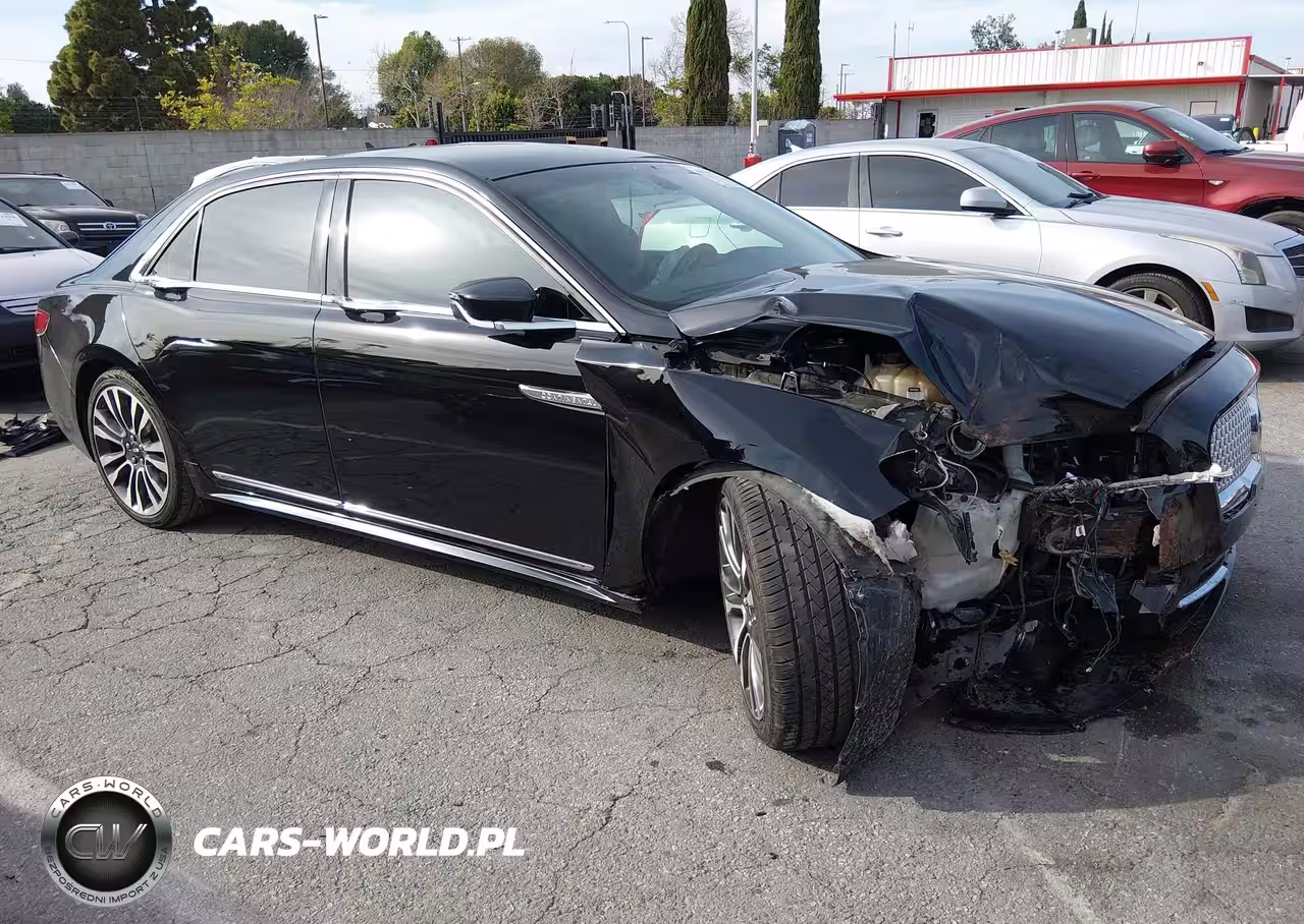 2018 Lincoln Continental Select