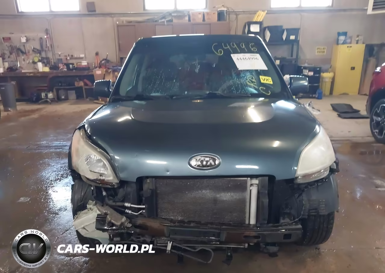 2011 Kia Soul + VIN:KNDJT2A25B7214726 - 13