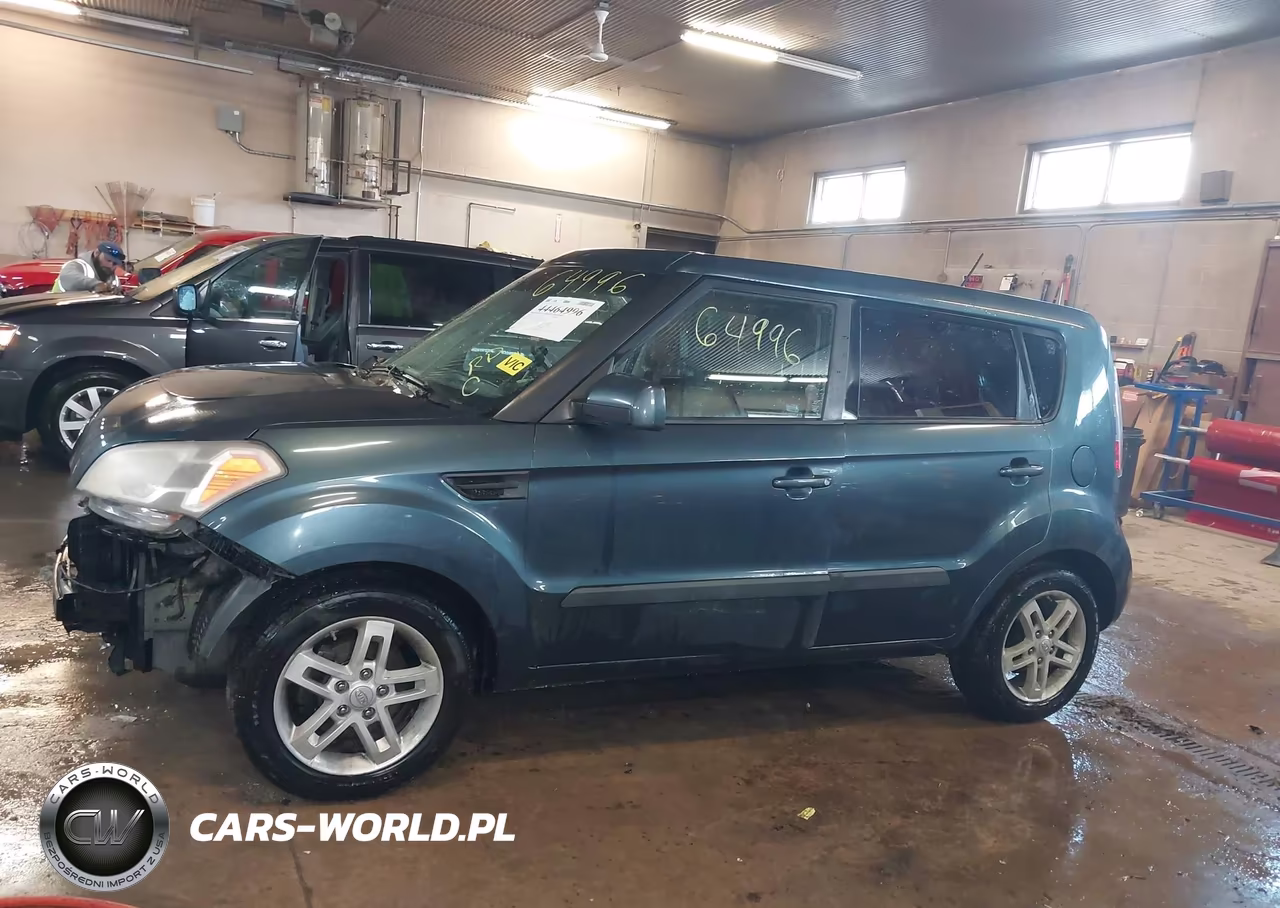 2011 Kia Soul + VIN:KNDJT2A25B7214726 - 15
