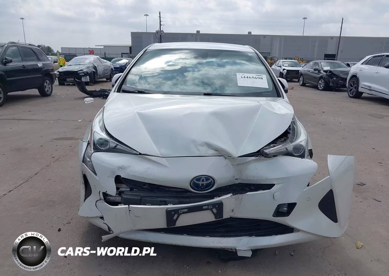 2018 Toyota Prius Two VIN:JTDKBRFU0J3592498 - 12