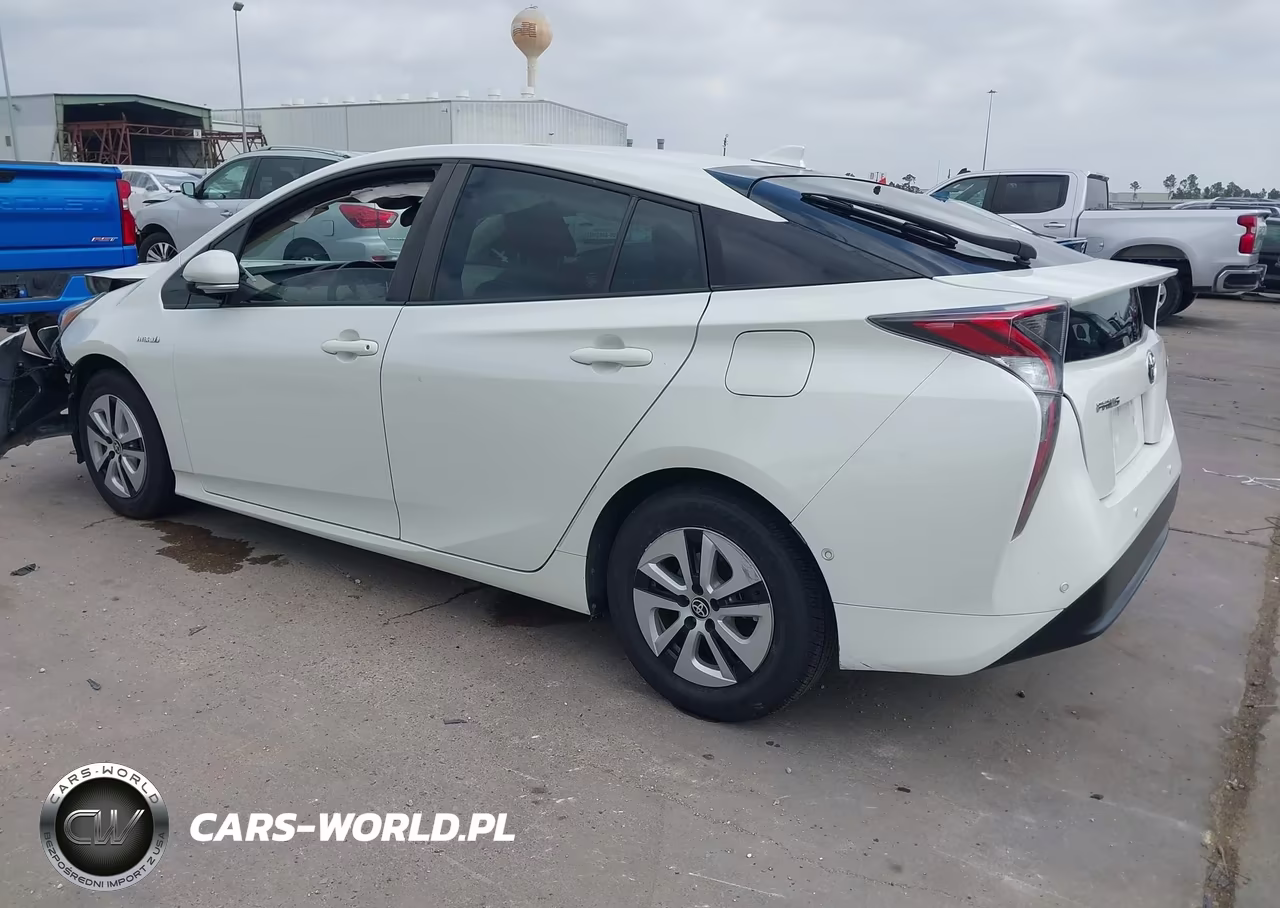 2018 Toyota Prius Two VIN:JTDKBRFU0J3592498 - 3