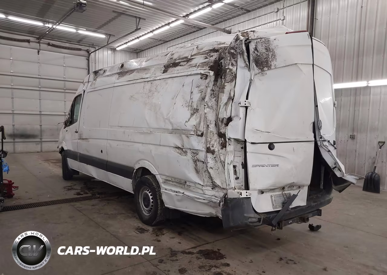2015 Mercedes-Benz Sprinter 2500 High Roof VIN:WD3PE8DC6F5960481 - 3