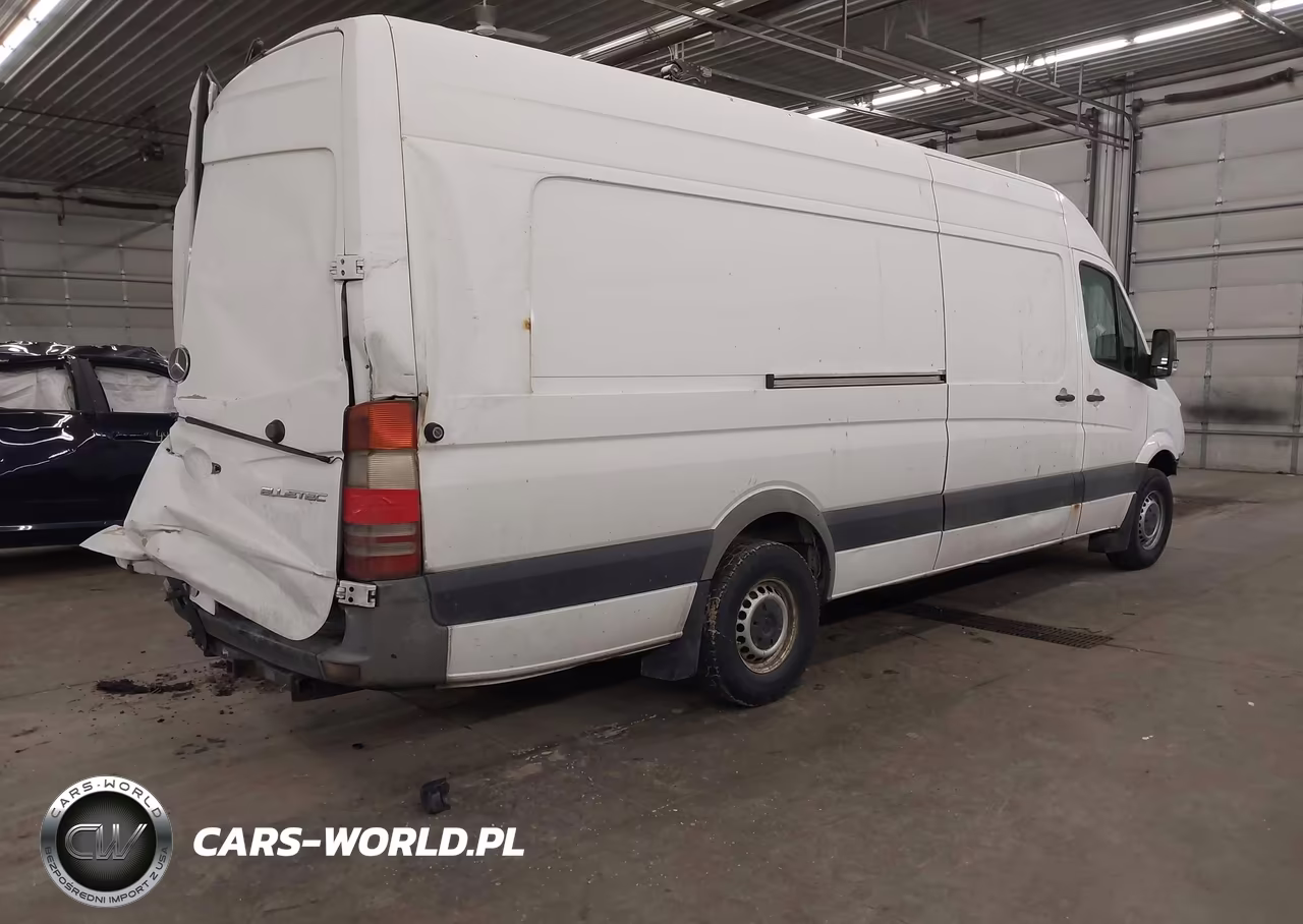2015 Mercedes-Benz Sprinter 2500 High Roof VIN:WD3PE8DC6F5960481 - 4