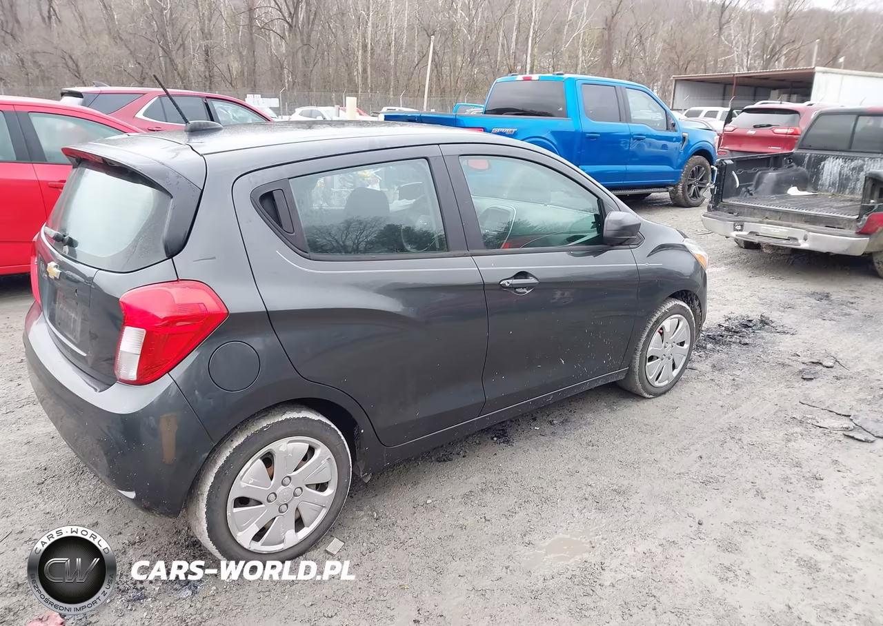 2017 Chevrolet Spark Ls Cvt VIN:KL8CB6SA1HC773790 - 4
