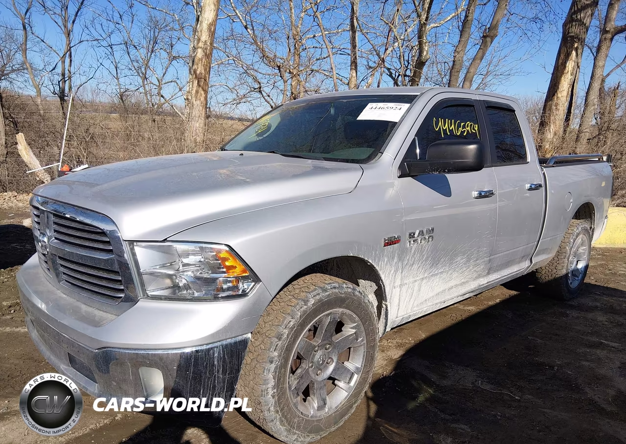 2015 Ram 1500 Big Horn VIN:1C6RR6GT9FS691811 - 2