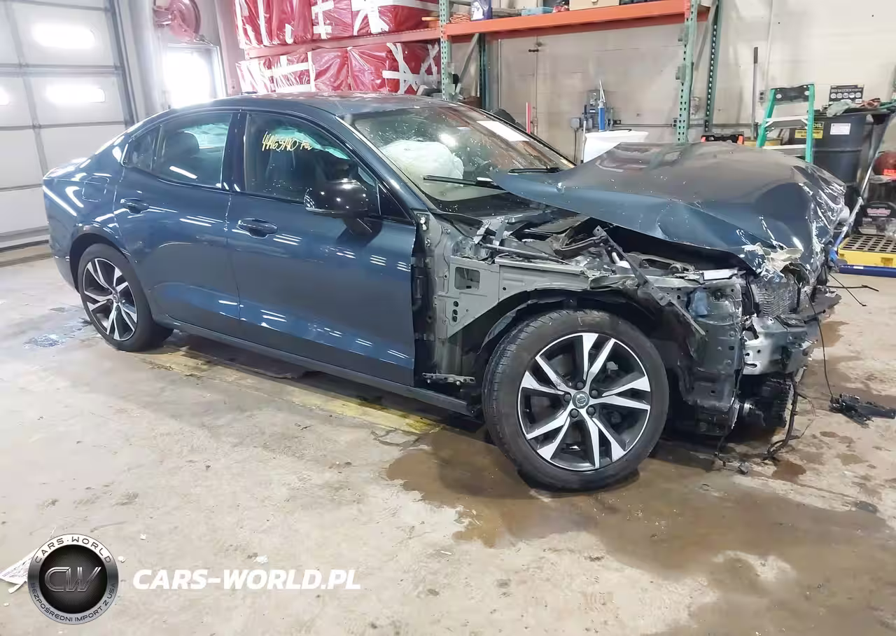 2019 Volvo S60 T6 R-Design