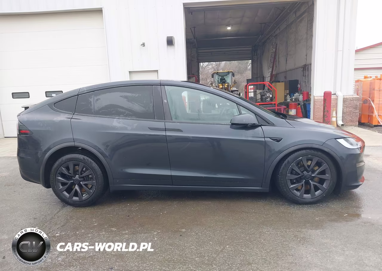 2024 Tesla Model X Long Range VIN:7SAXCDE57RF458752 - 12