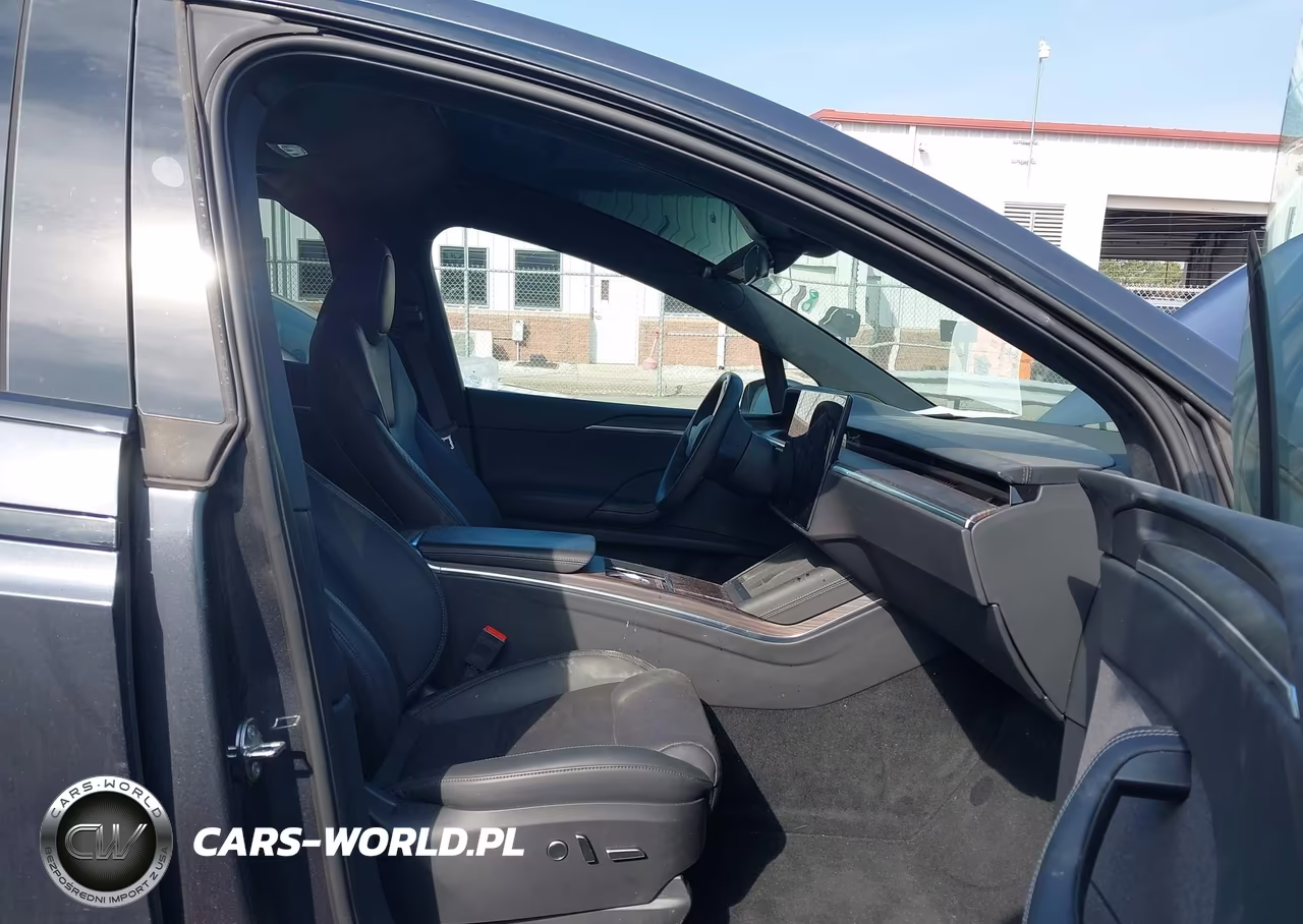 2024 Tesla Model X Long Range VIN:7SAXCDE57RF458752 - 5