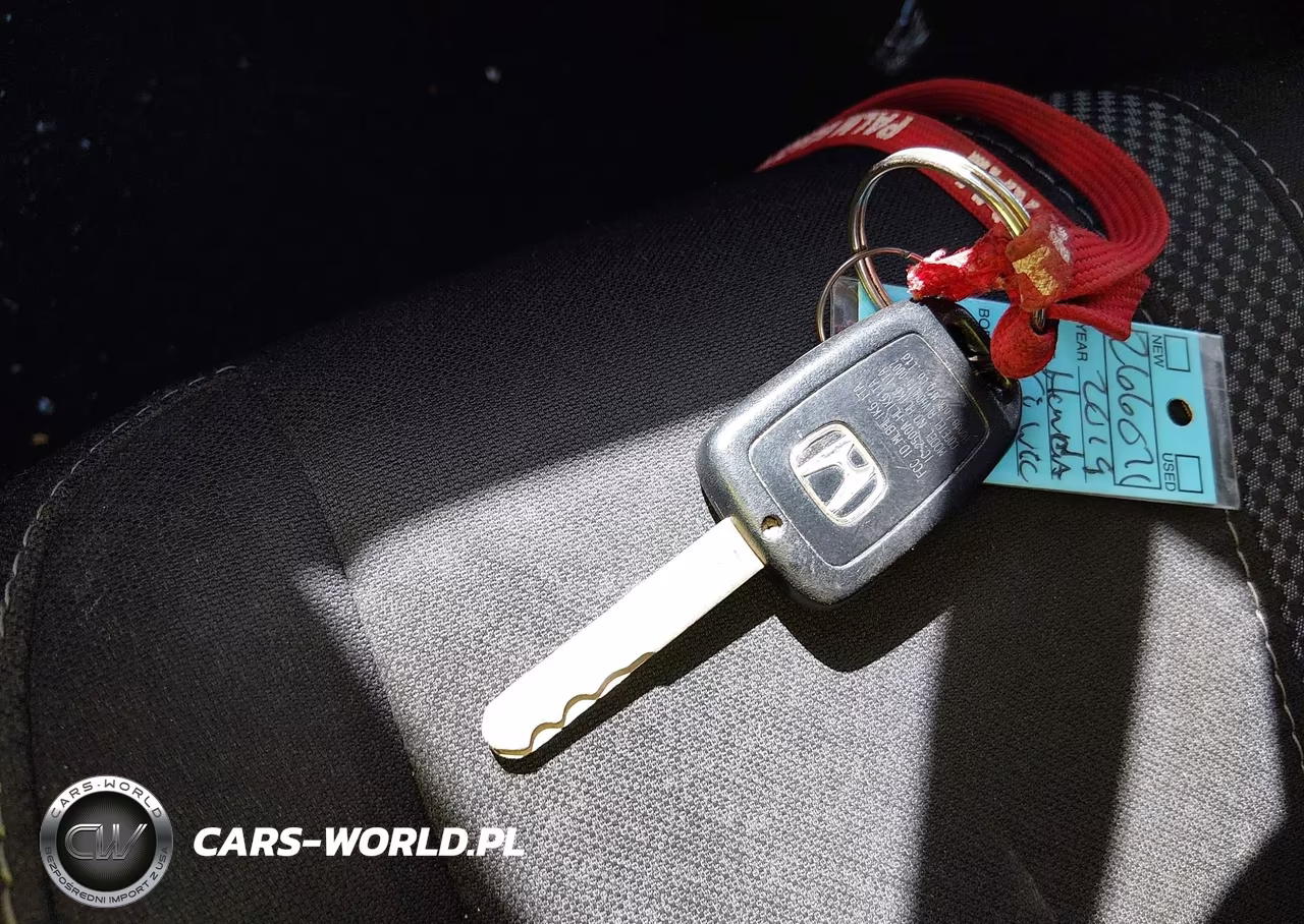 2019 Honda Civic Lx VIN:2HGFC2F62KH553418 - 11