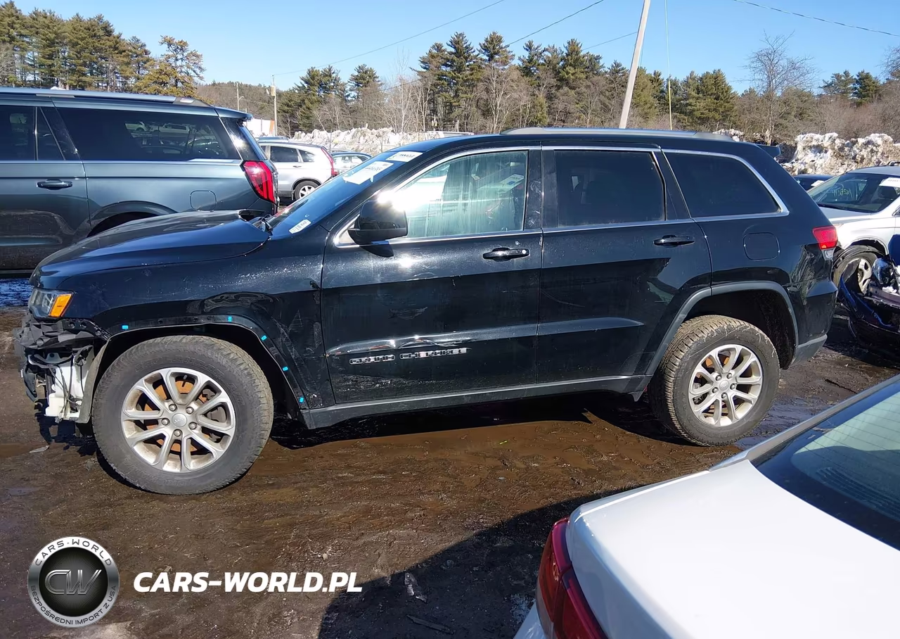 2021 Jeep Grand Cherokee Laredo E 4X4 VIN:1C4RJFAG6MC590096 - 14