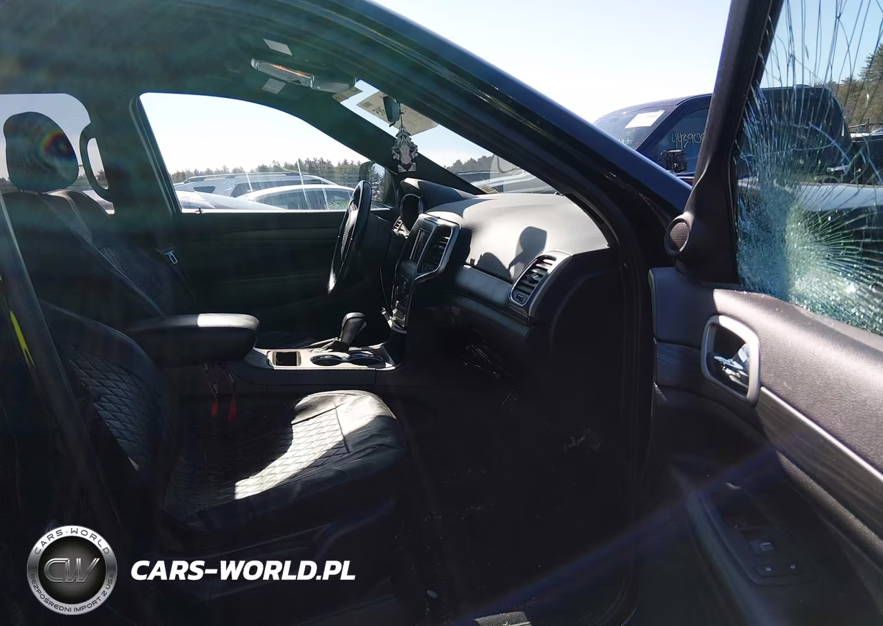 2021 Jeep Grand Cherokee Laredo E 4X4 VIN:1C4RJFAG6MC590096 - 5