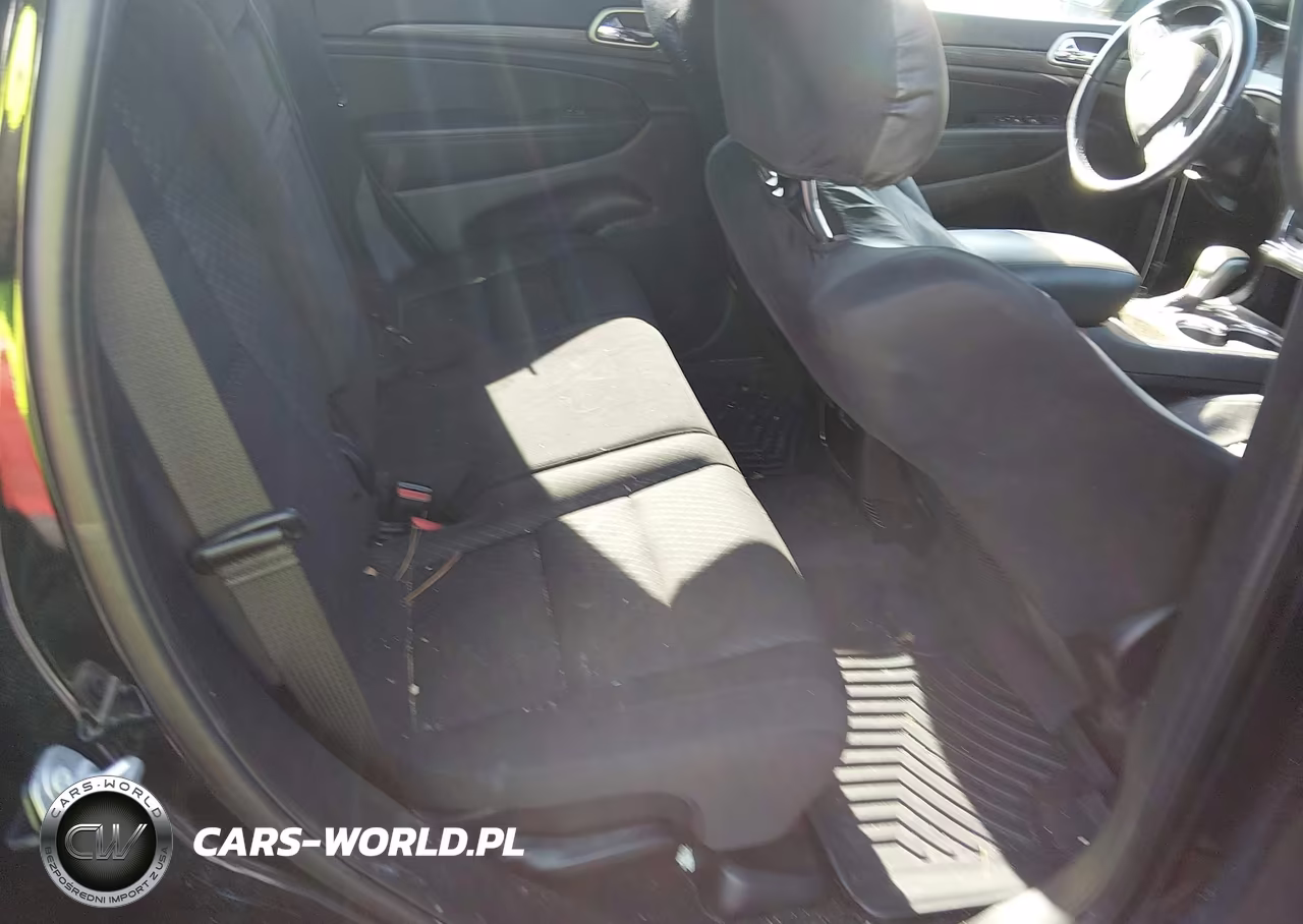 2021 Jeep Grand Cherokee Laredo E 4X4 VIN:1C4RJFAG6MC590096 - 8