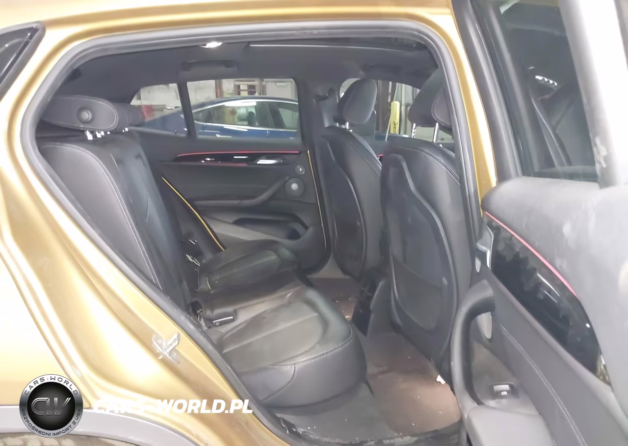 2018 BMW X2 xDrive28I VIN:WBXYJ5C35JEF78916 - 8