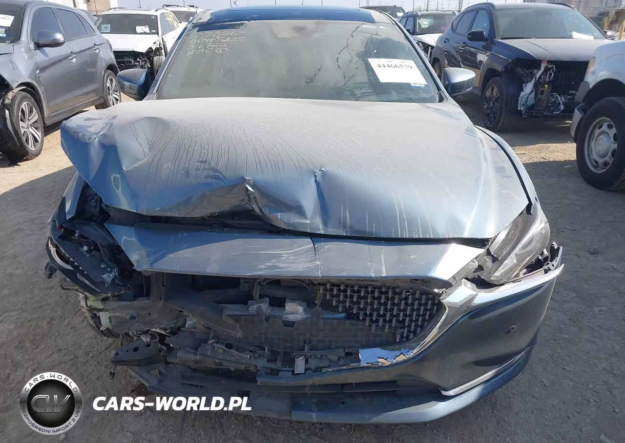 2018 Mazda Mazda6 Signature VIN:JM1GL1XY1J1316722 - 13